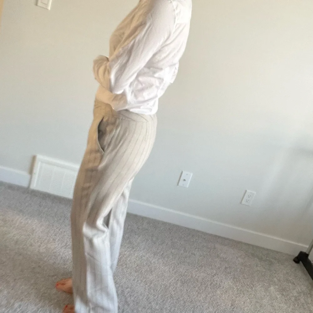 Wool pants - Picture 2 of 4